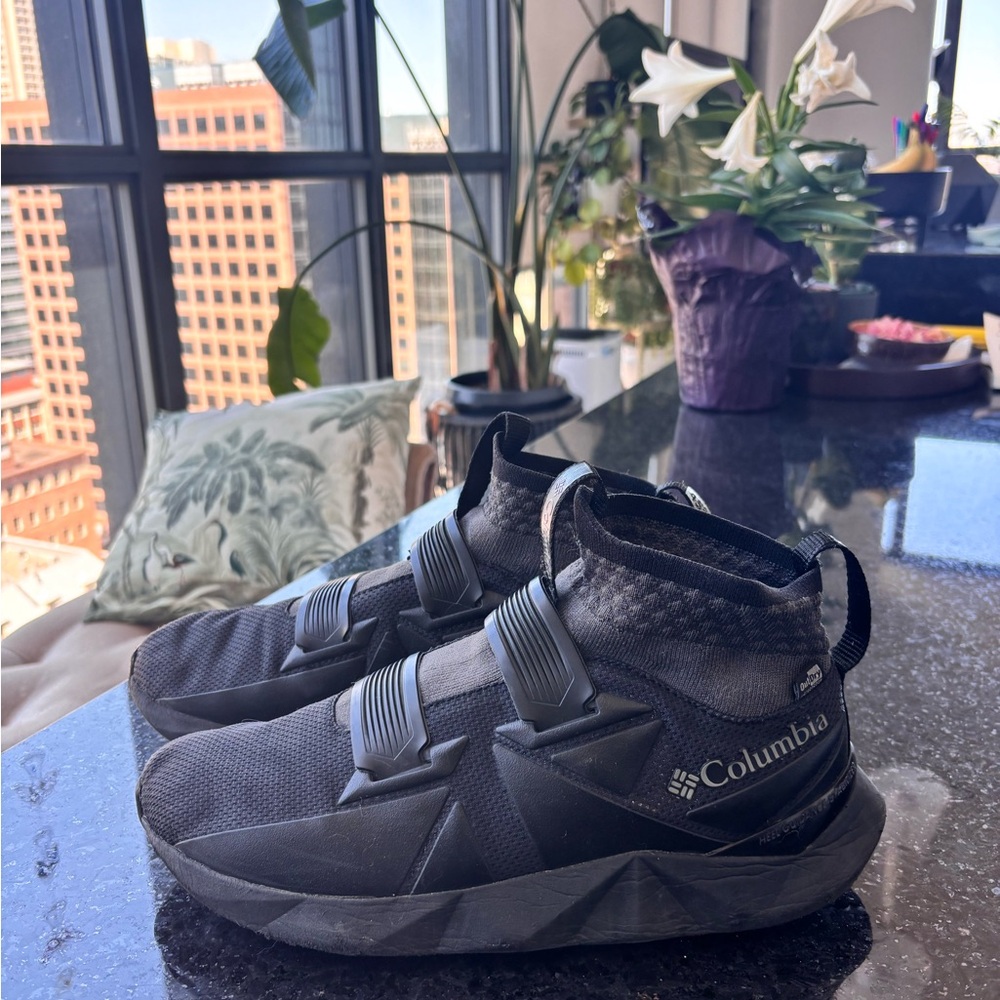 Columbia Men's Black Shoes